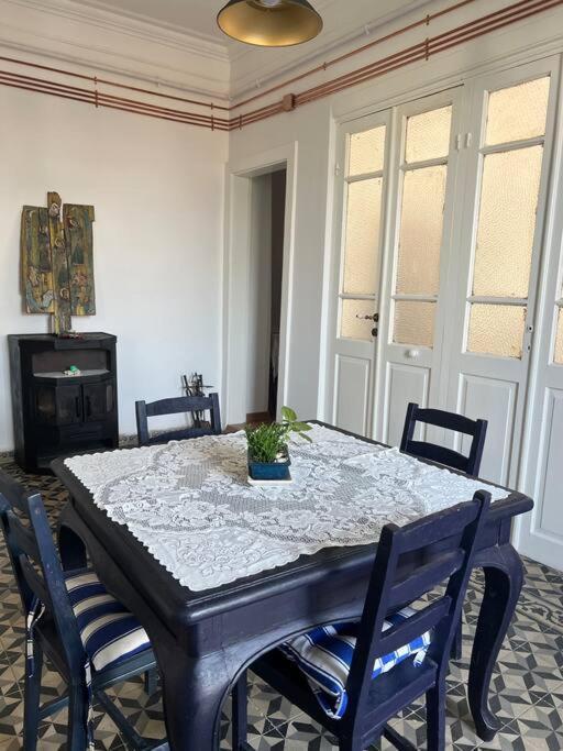 Apartamento Bueyuekada Al Koesk Adalar Exterior foto