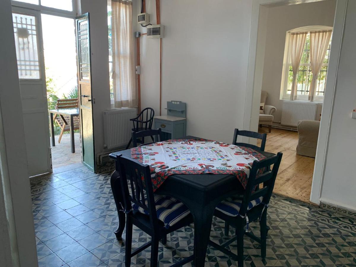 Apartamento Bueyuekada Al Koesk Adalar Exterior foto