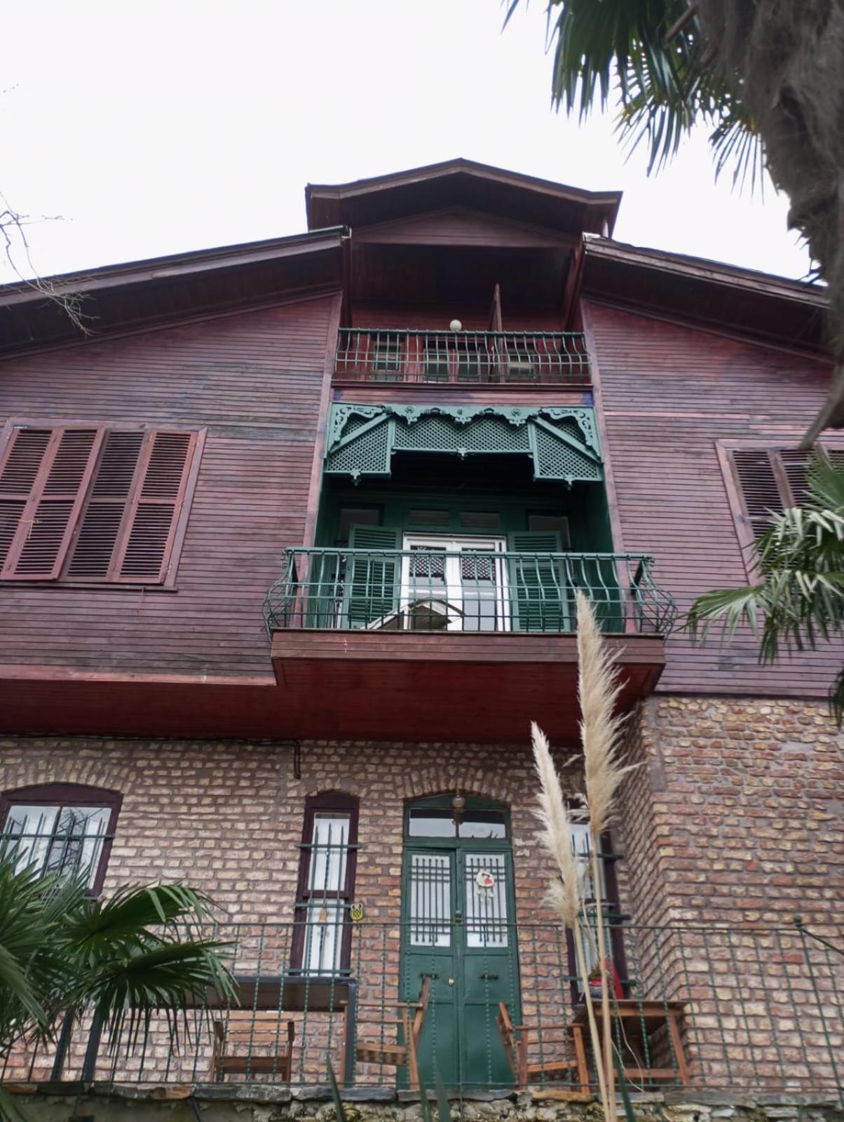 Apartamento Bueyuekada Al Koesk Adalar Exterior foto