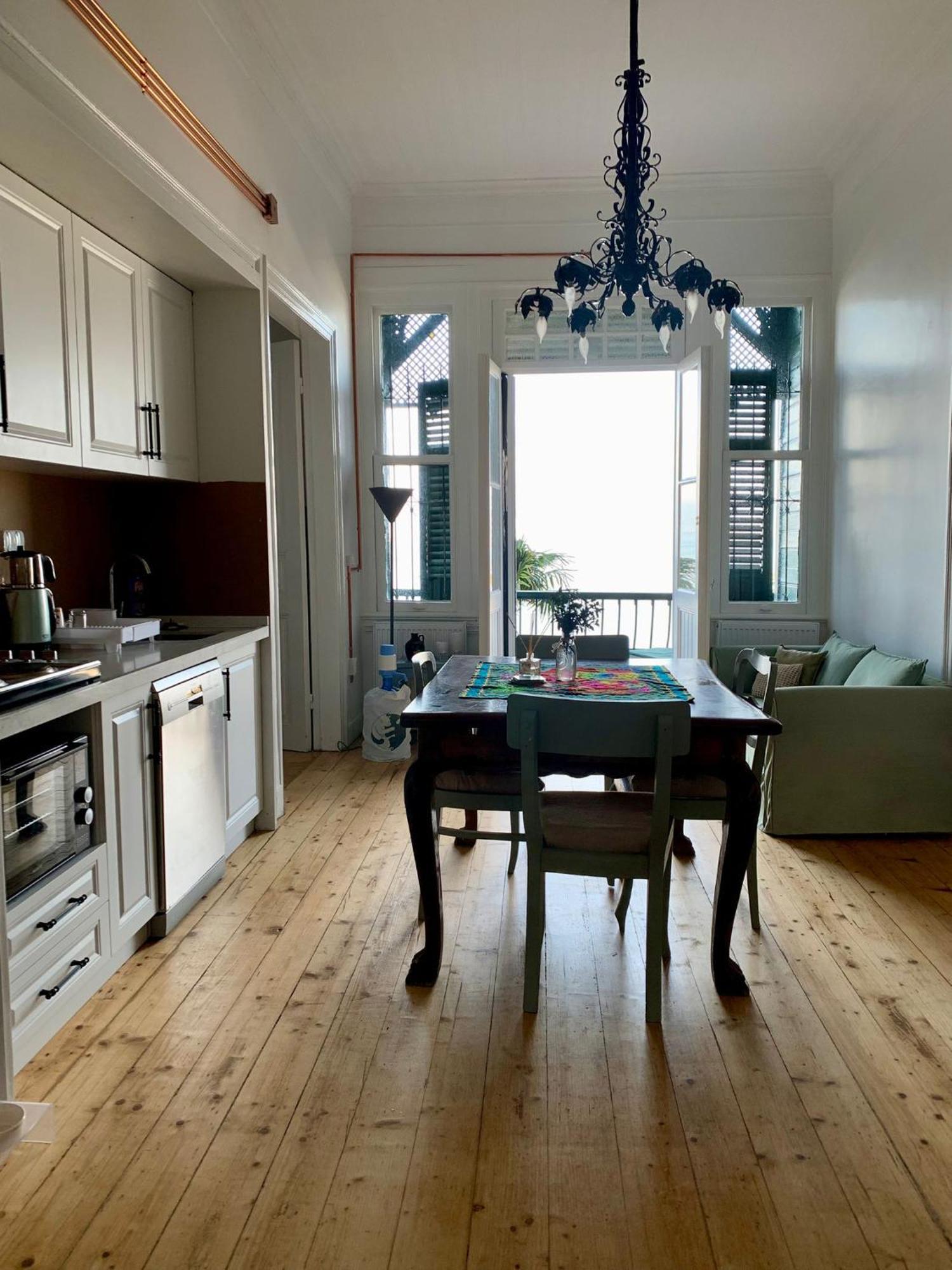 Apartamento Bueyuekada Al Koesk Adalar Exterior foto