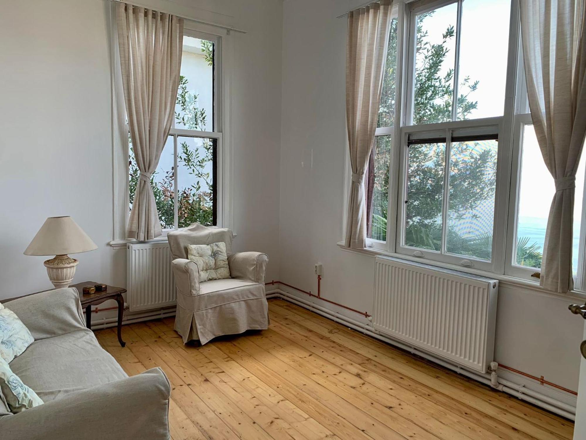 Apartamento Bueyuekada Al Koesk Adalar Exterior foto